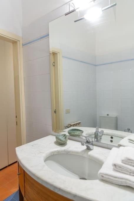 Stile & Comfort Near P. Signoria Firenze Kültér fotó